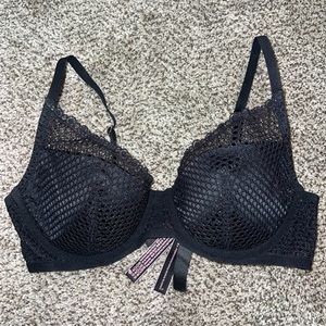 Never worn Victoria’s Secret black fish net bra 34C